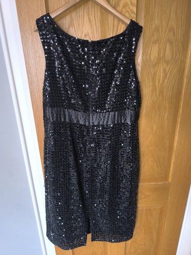 Per una black - black, party