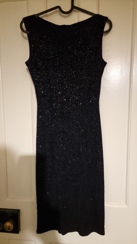 Black figure hugging dress - black,